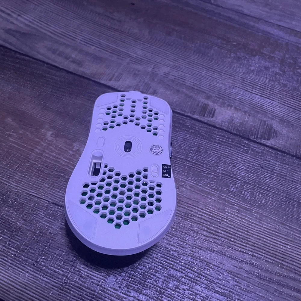 brand new never used lights up. mouse is very light